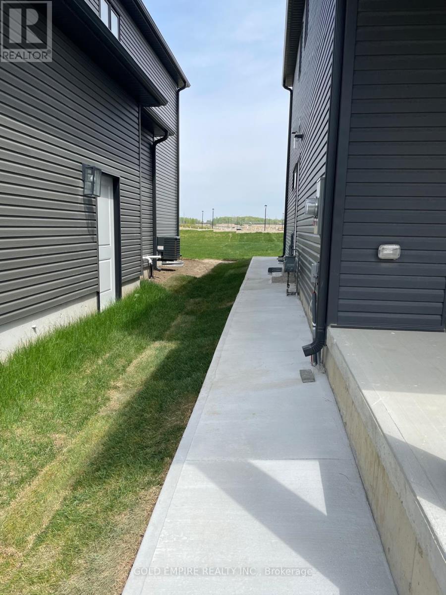 Lower - 1462 Twilite Boulevard, London North, Ontario  N6G 3R5 - Photo 5 - X13140632
