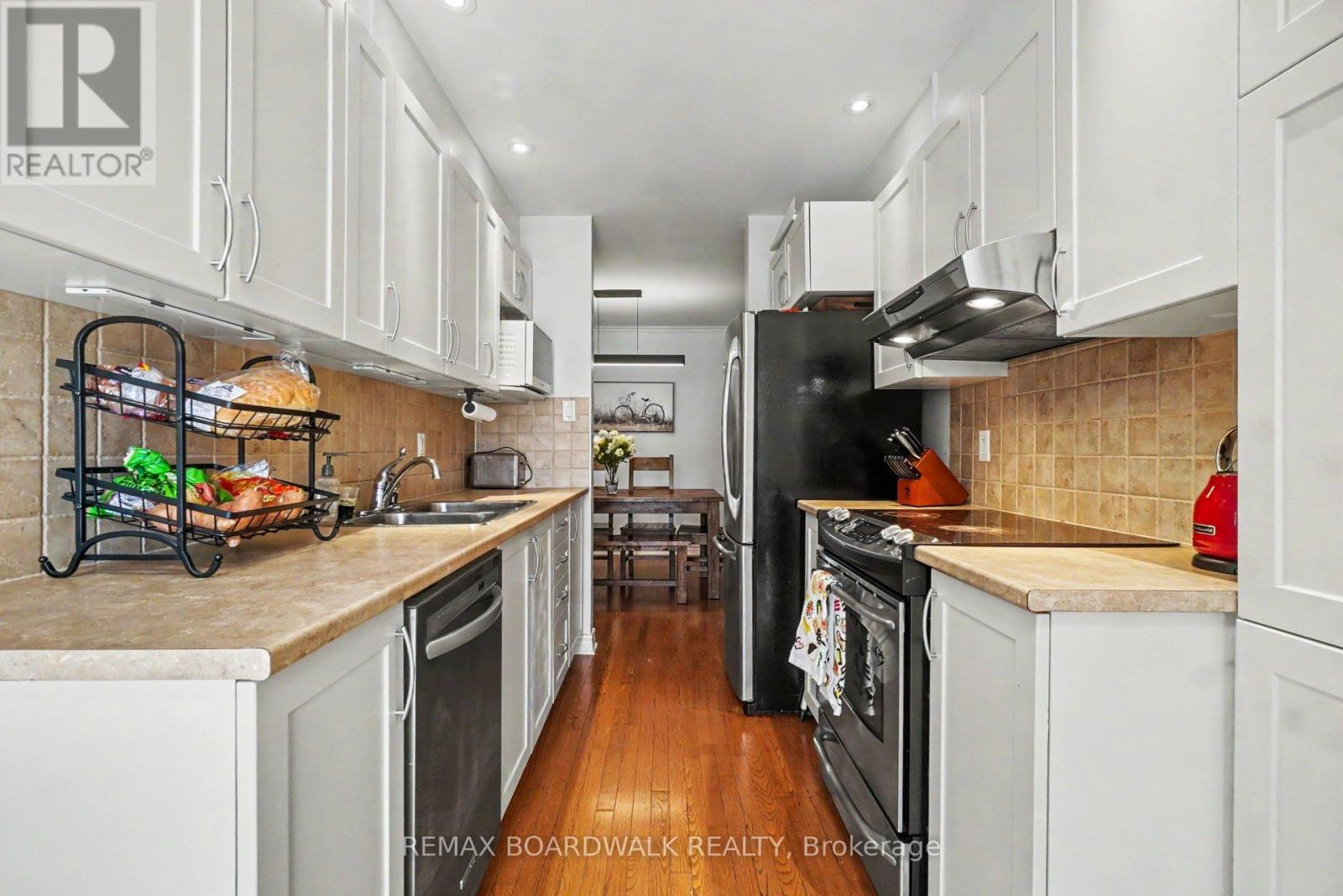 146 Marrissa Avenue, Ottawa, Ontario  K1J 0A6 - Photo 11 - X13140642