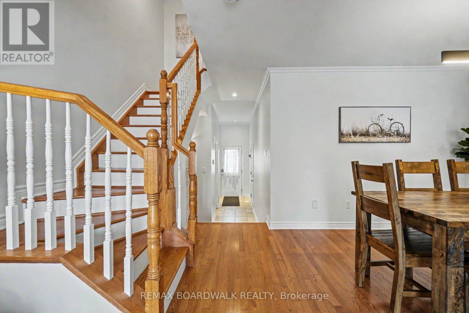 146 Marrissa Avenue, Ottawa, Ontario  K1J 0A6 - Photo 5 - X13140642