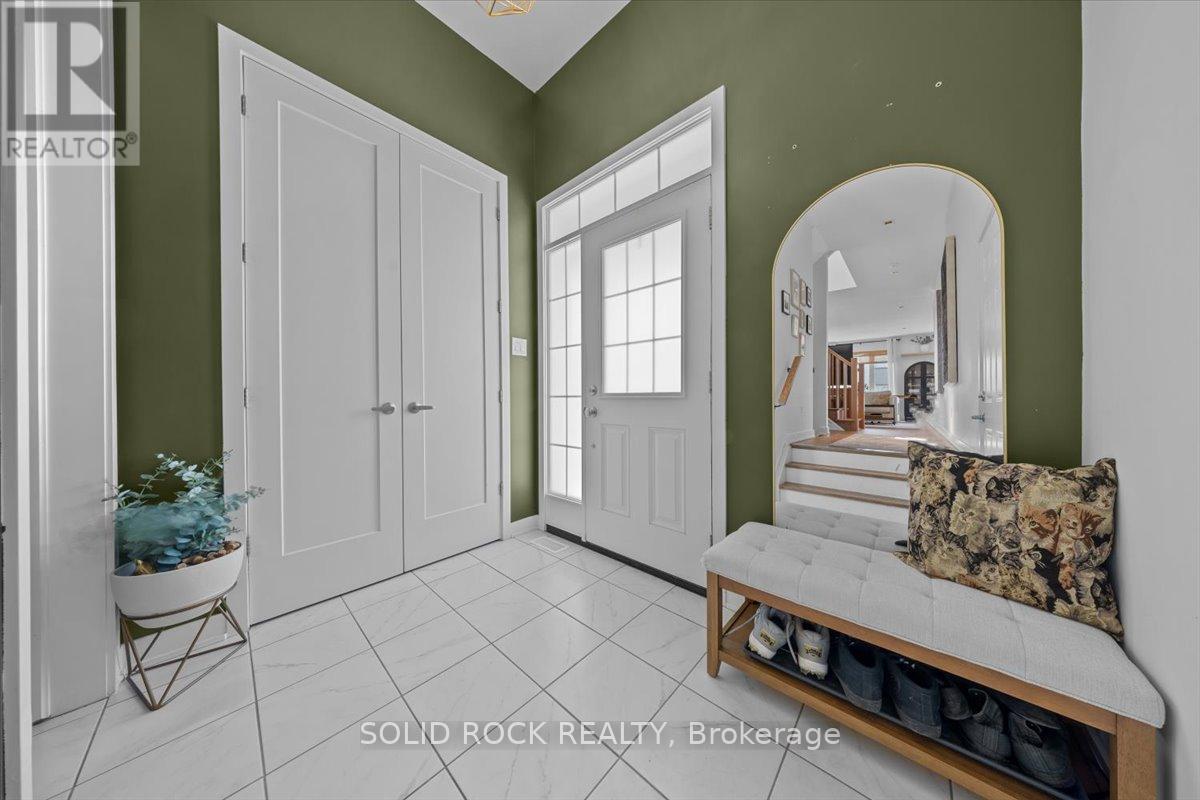 255 Trailsedge Way, Ottawa, Ontario  K1W 0E8 - Photo 3 - X13140644