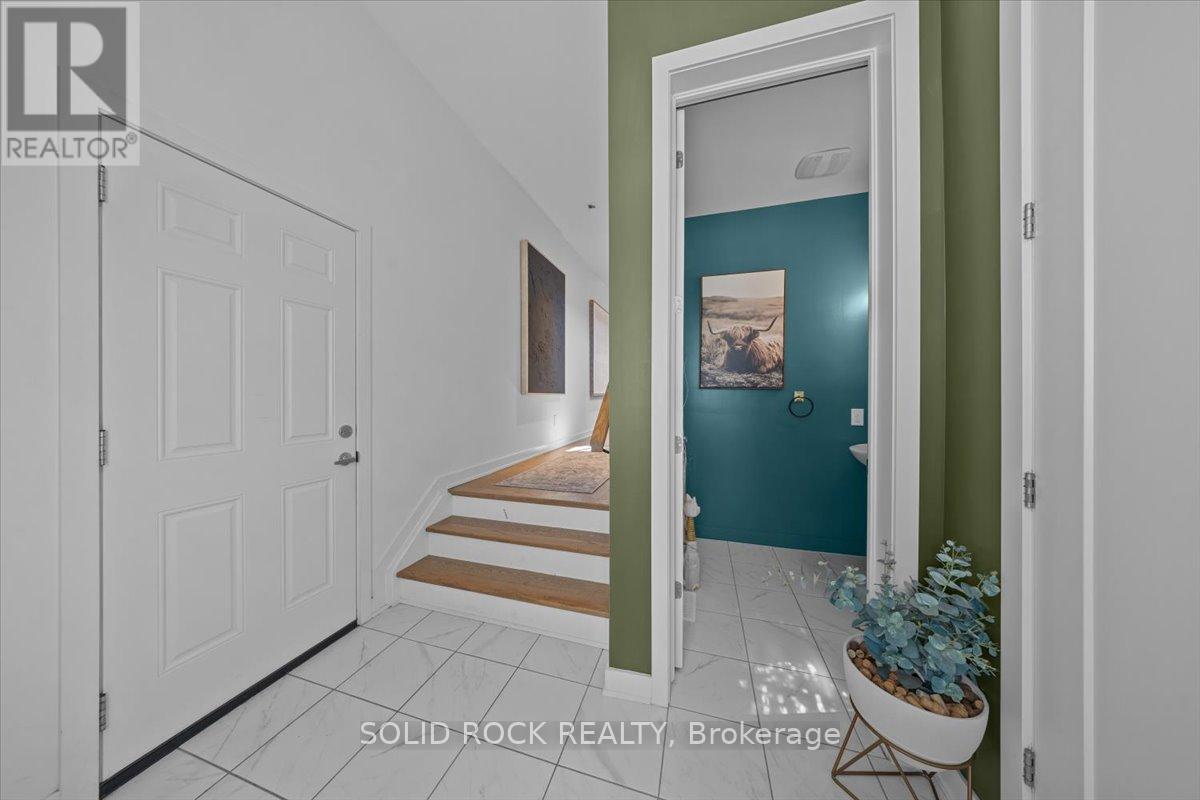 255 Trailsedge Way, Ottawa, Ontario  K1W 0E8 - Photo 5 - X13140644