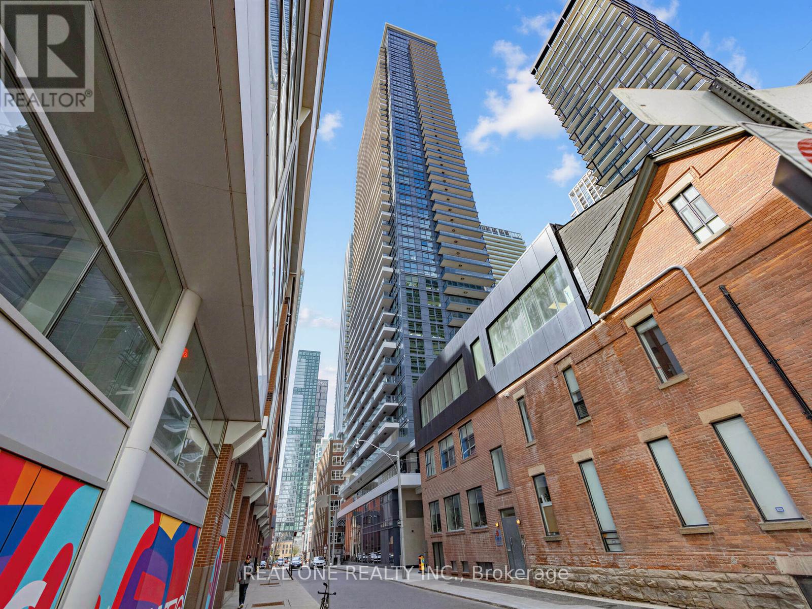 3501 - 38 WIDMER STREET, Toronto, Ontario