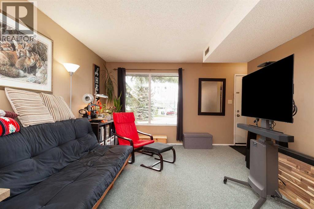 A&b, 625 Columbia Boulevard W, Lethbridge, Alberta  T1K 5K3 - Photo 15 - A2310967