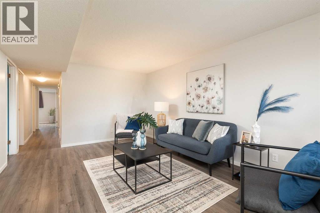 A&b, 625 Columbia Boulevard W, Lethbridge, Alberta  T1K 5K3 - Photo 4 - A2310967