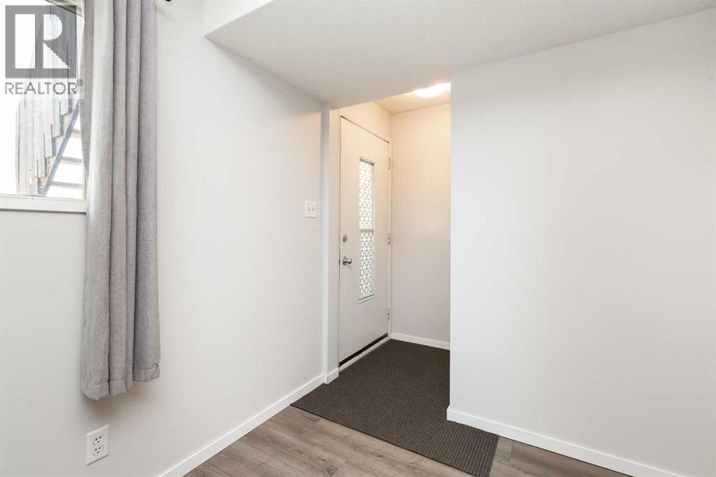 A&b, 625 Columbia Boulevard W, Lethbridge, Alberta  T1K 5K3 - Photo 2 - A2310967