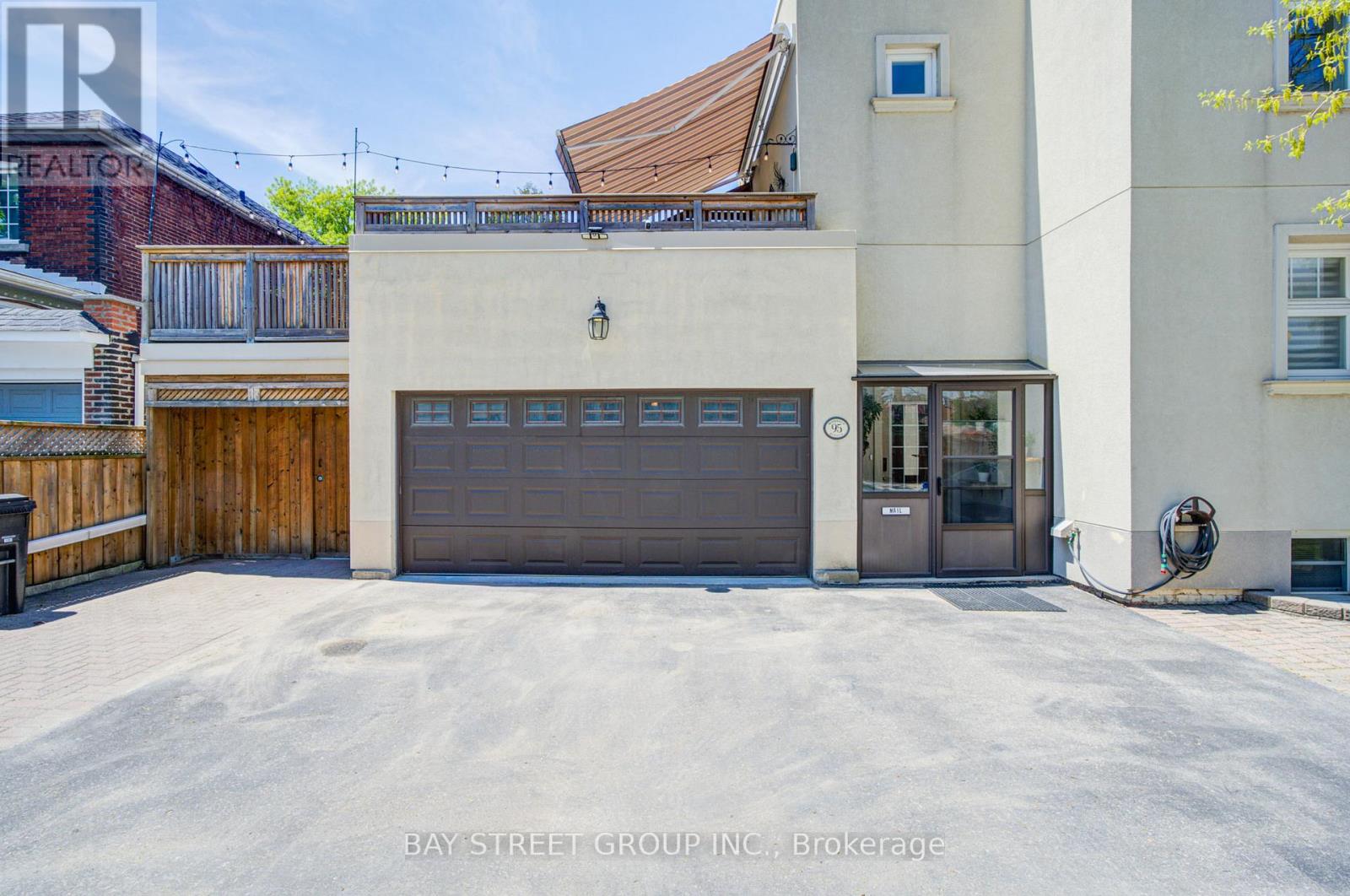 95 Hopedale Avenue, Toronto, Ontario  M4K 3M9 - Photo 5 - E13140600
