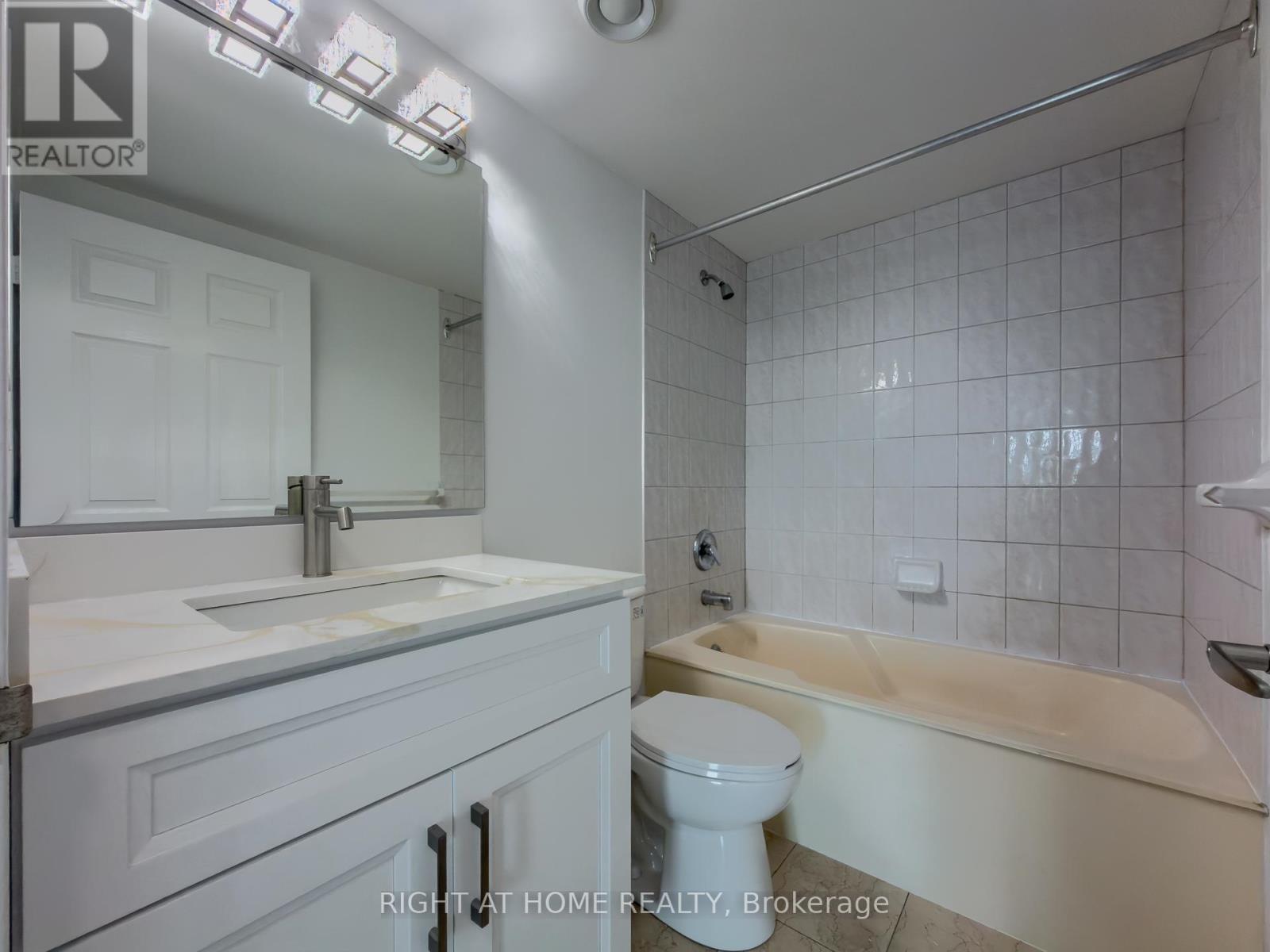 1008 - 8 Lee Centre Drive, Toronto, Ontario  M1H 3H8 - Photo 21 - E13140634