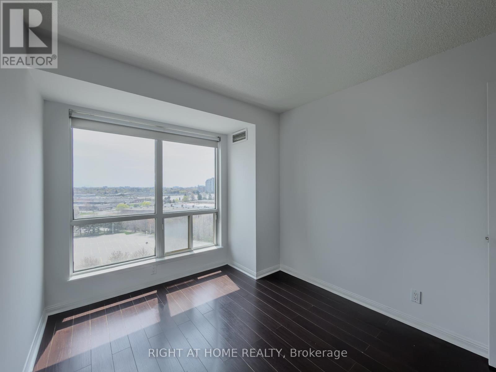 1008 - 8 Lee Centre Drive, Toronto, Ontario  M1H 3H8 - Photo 24 - E13140634
