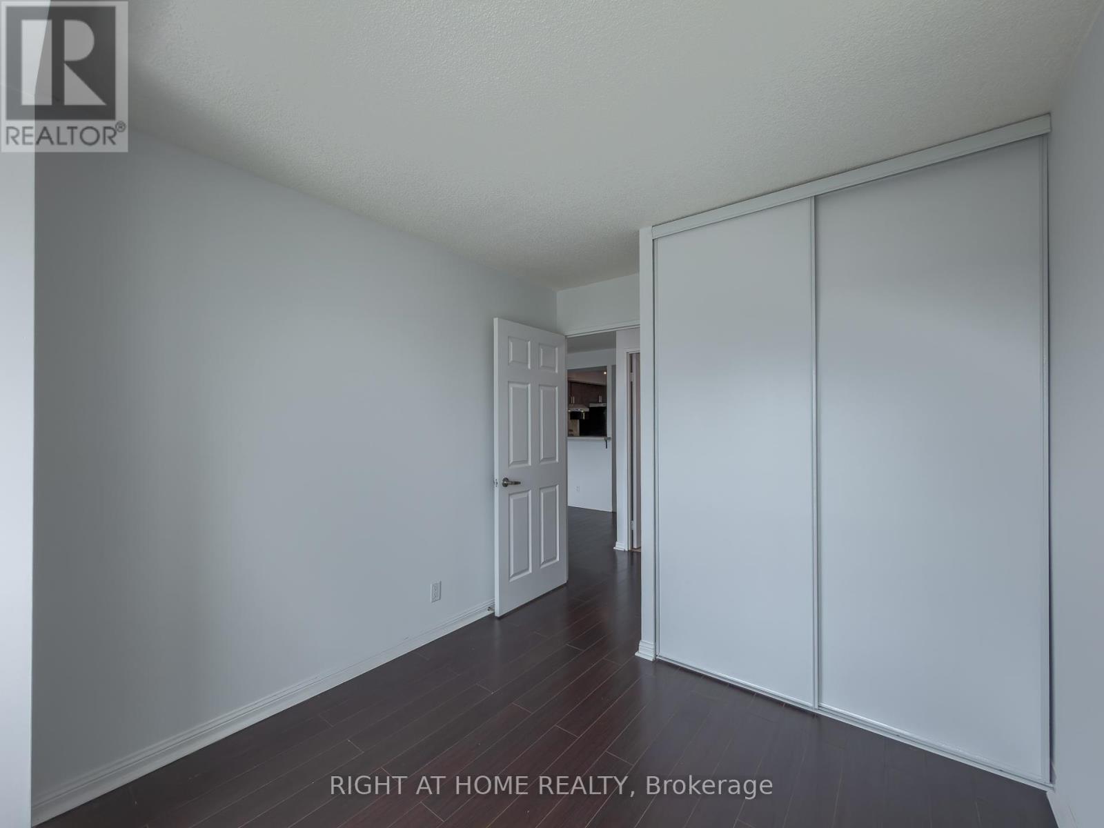 1008 - 8 Lee Centre Drive, Toronto, Ontario  M1H 3H8 - Photo 25 - E13140634