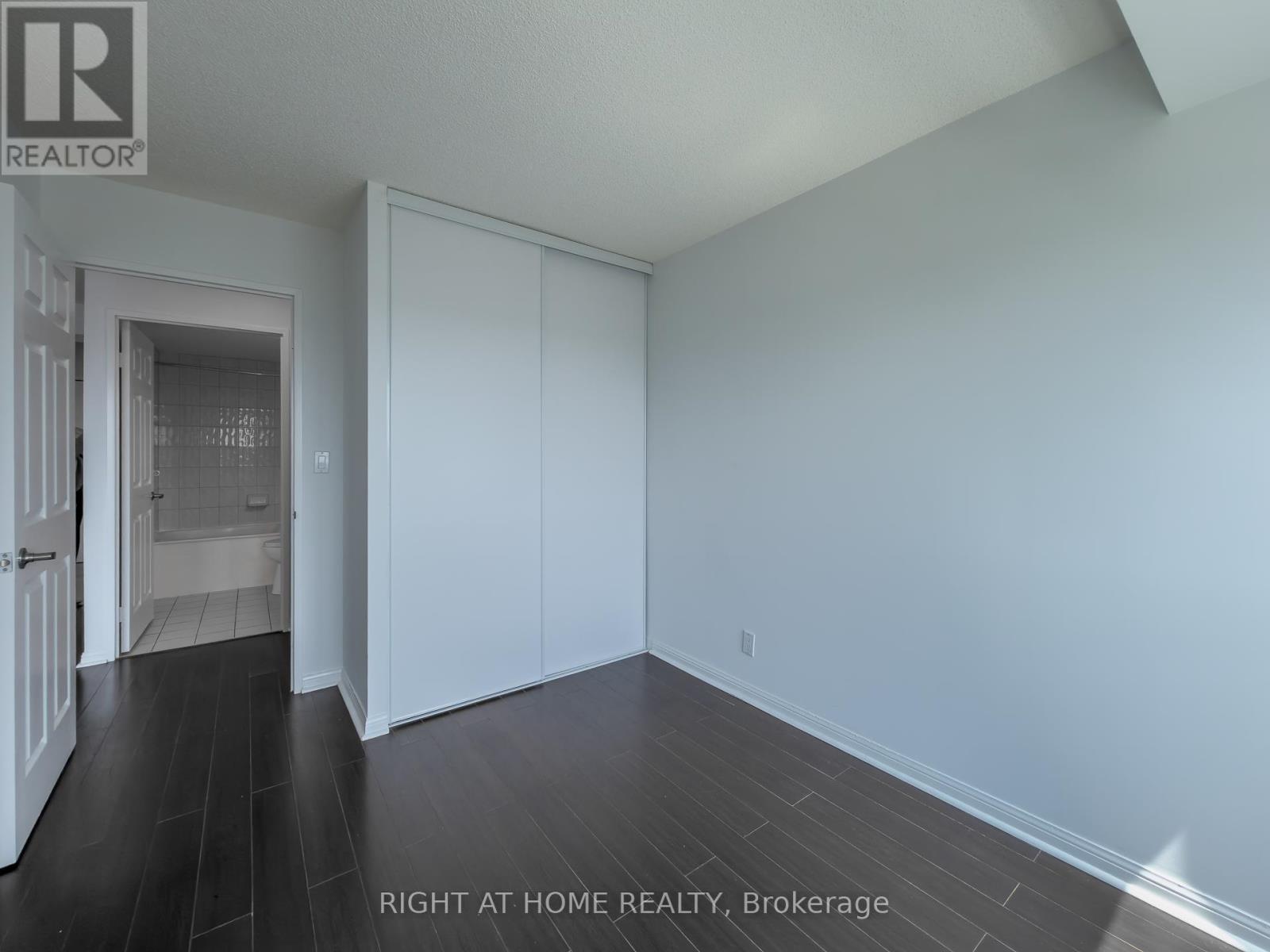 1008 - 8 Lee Centre Drive, Toronto, Ontario  M1H 3H8 - Photo 26 - E13140634