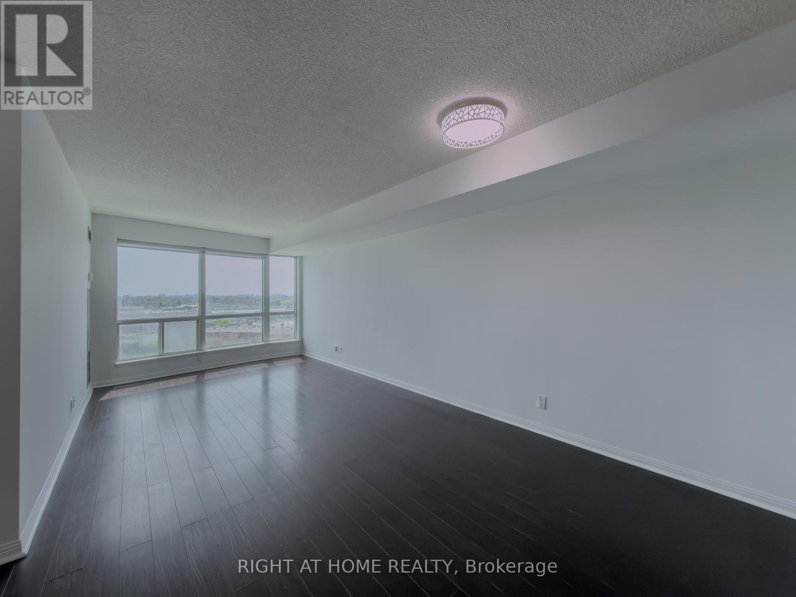1008 - 8 Lee Centre Drive, Toronto, Ontario  M1H 3H8 - Photo 3 - E13140634