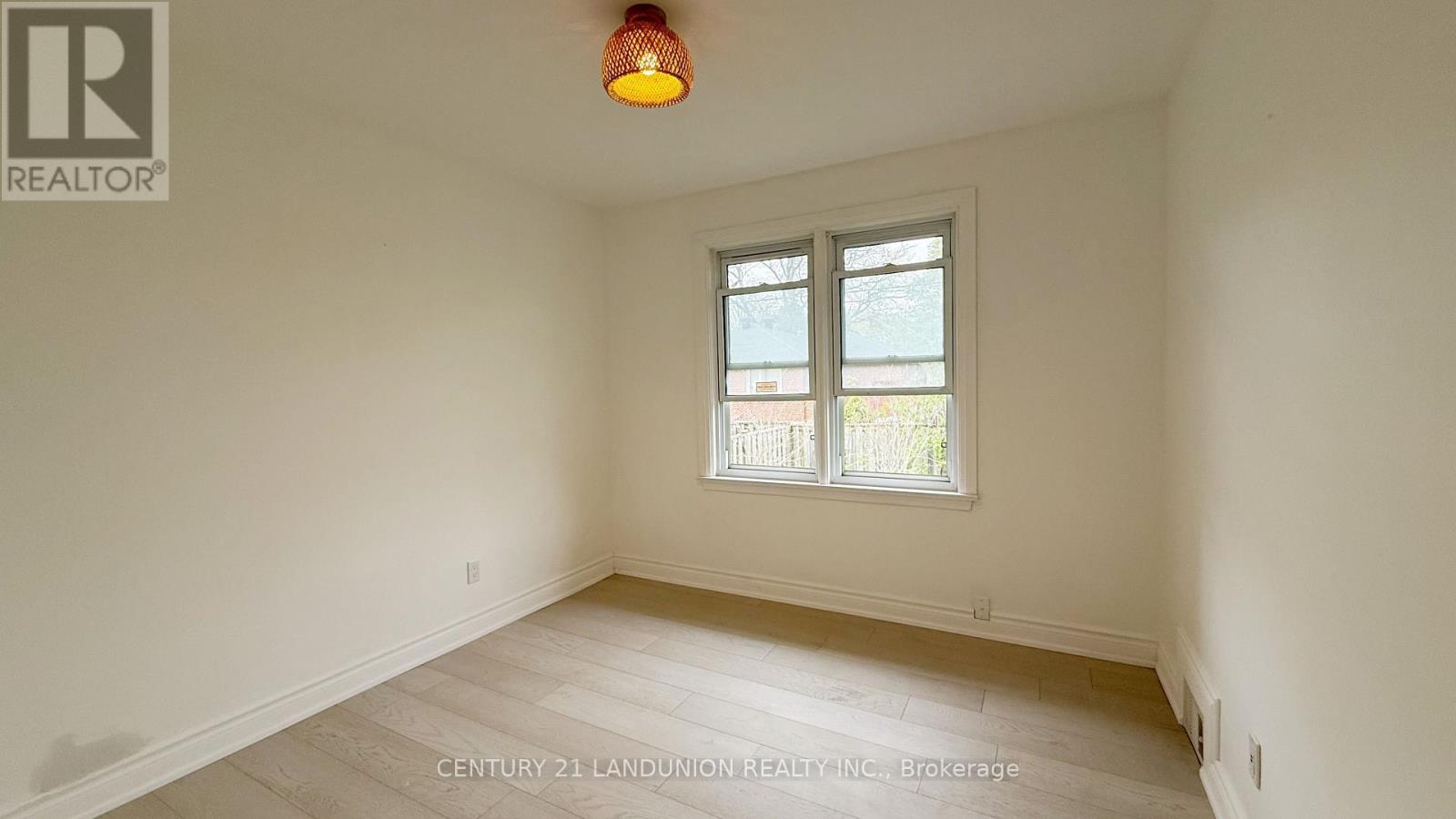 422 Lynett Crescent, Richmond Hill, Ontario  L4C 2V7 - Photo 11 - N13140608