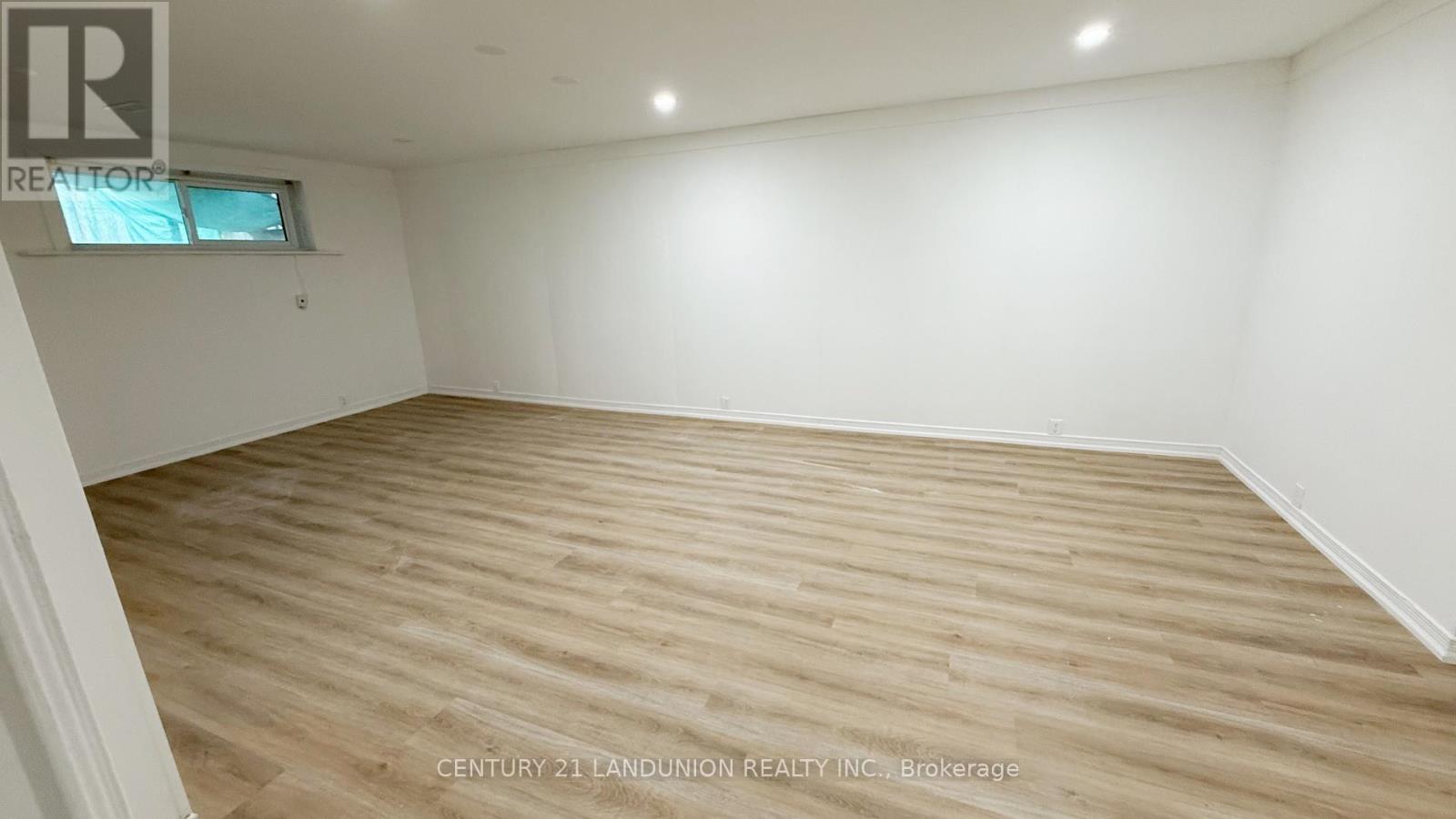 422 Lynett Crescent, Richmond Hill, Ontario  L4C 2V7 - Photo 7 - N13140640