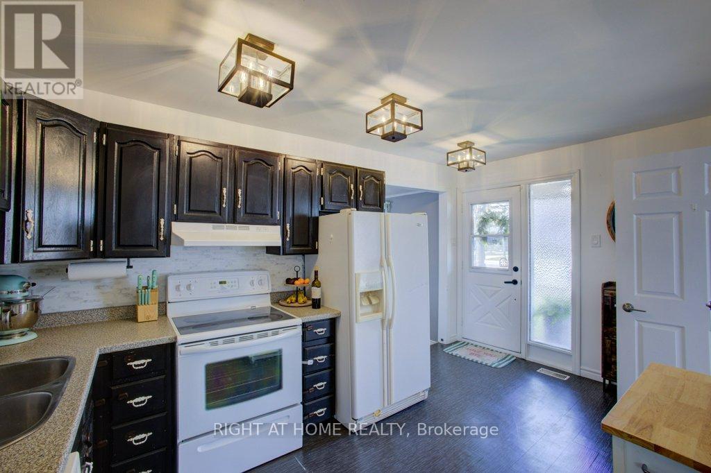 1865 River Road W, Wasaga Beach, Ontario  L9Z 1L1 - Photo 18 - S13140588