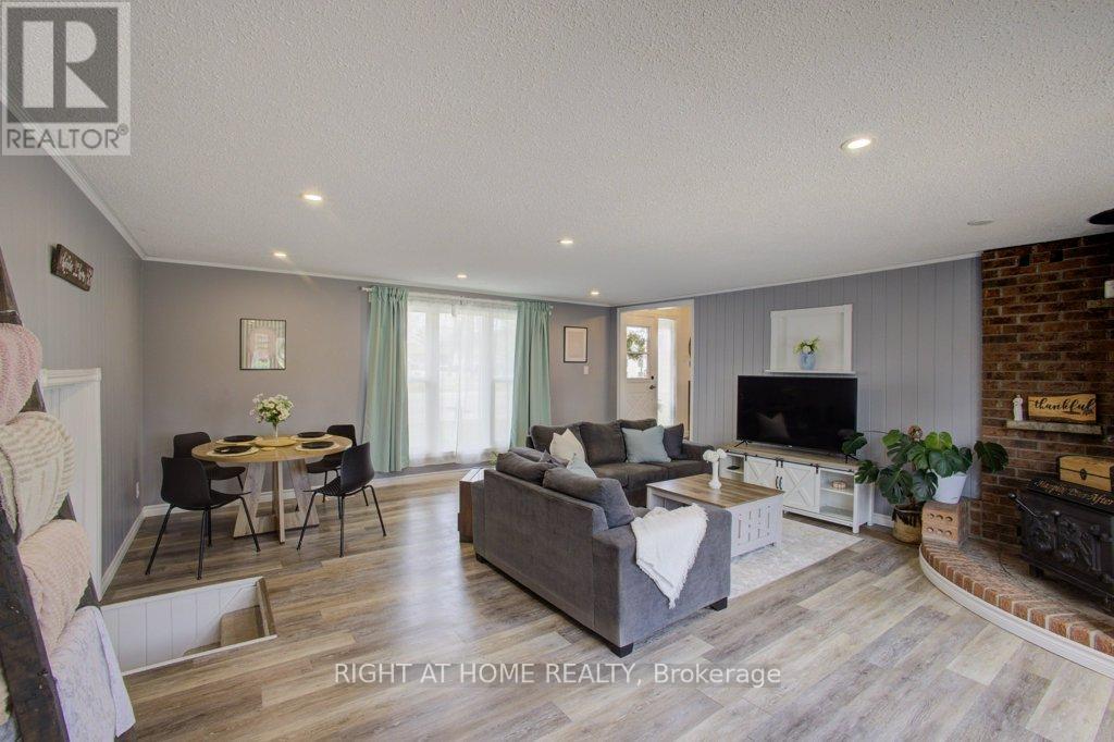 1865 River Road W, Wasaga Beach, Ontario  L9Z 1L1 - Photo 6 - S13140588