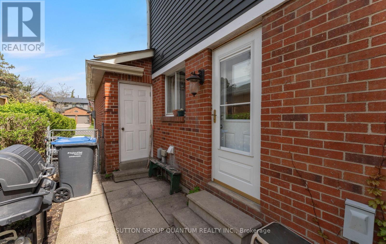 1777 Folkway Drive, Mississauga, Ontario  L5L 2X1 - Photo 39 - W13140648