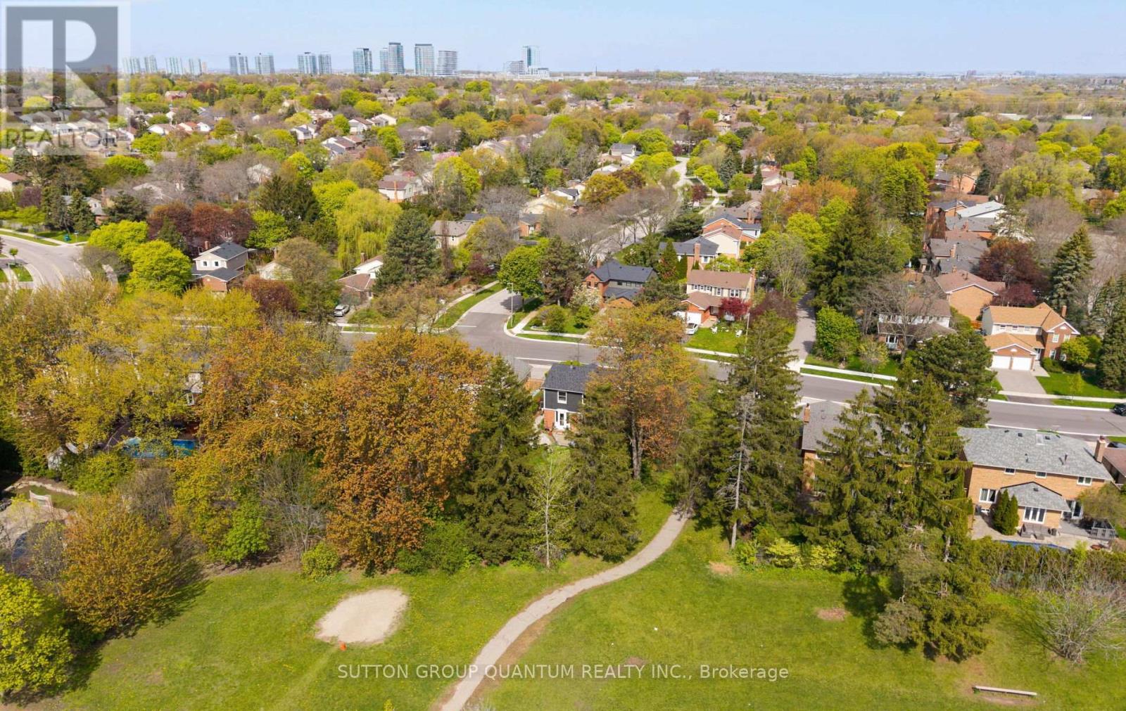 1777 Folkway Drive, Mississauga, Ontario  L5L 2X1 - Photo 46 - W13140648