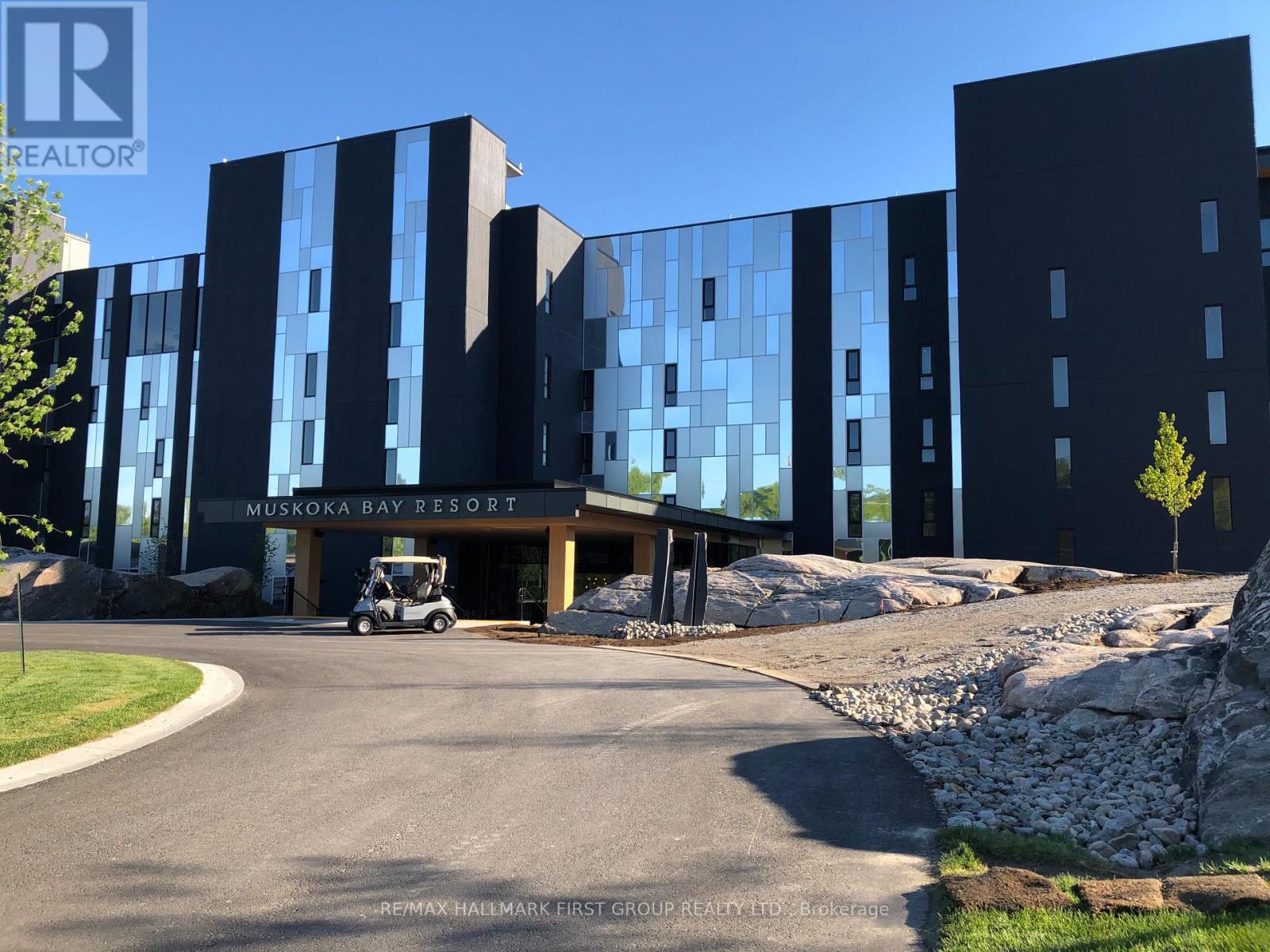 104 - 120 CARRICK TRAIL, Gravenhurst, Ontario