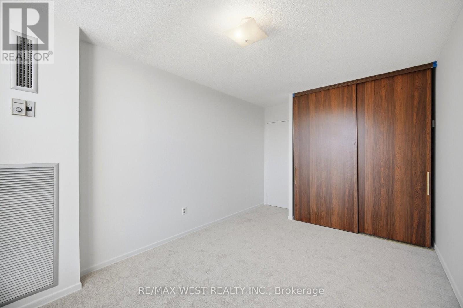 409 - 15 Kensington Road, Brampton, Ontario  L6T 3W2 - Photo 33 - W13102026