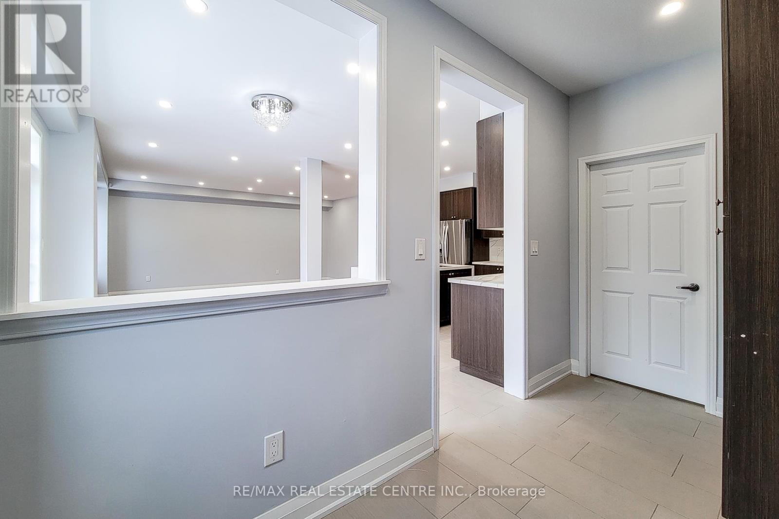 80 Larry Crescent, Haldimand, Ontario  N3W 0B2 - Photo 19 - X12817452