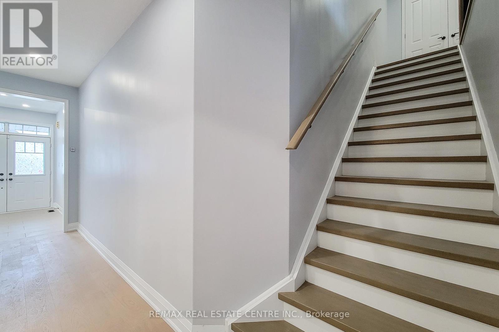 80 Larry Crescent, Haldimand, Ontario  N3W 0B2 - Photo 23 - X12817452