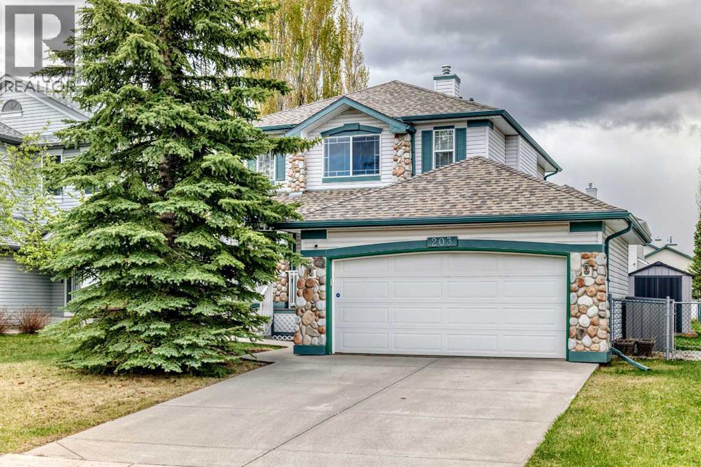 203 WEST LAKEVIEW Circle, Chestermere, Alberta