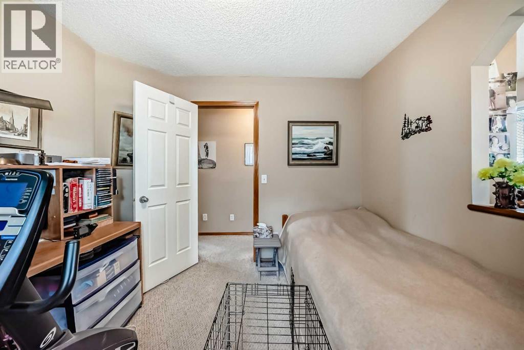 203 West Lakeview Circle, Chestermere, Alberta  T1X 1M5 - Photo 28 - A2310713