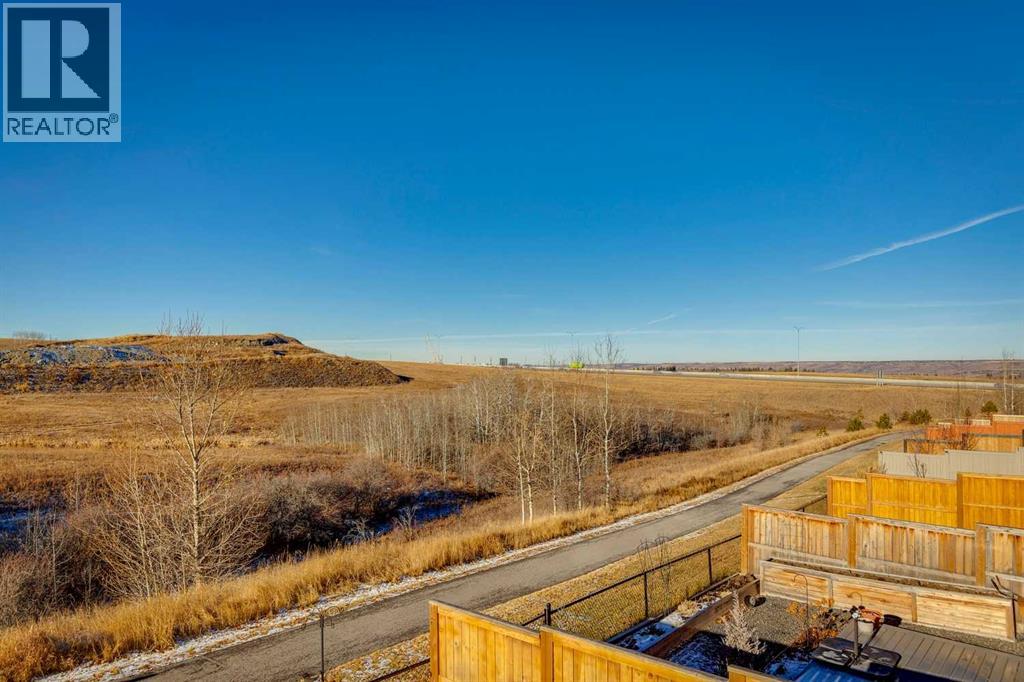 57 Crestridge Bay Sw, Calgary, Alberta T3B 6H2 - Photo 39 - A2299421
