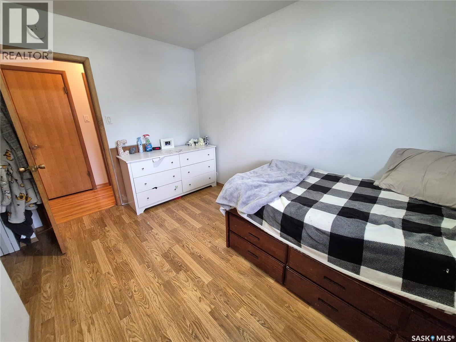 451 Woodlawn Crescent, Weyburn, Saskatchewan  S4H 0X5 - Photo 27 - SK036274