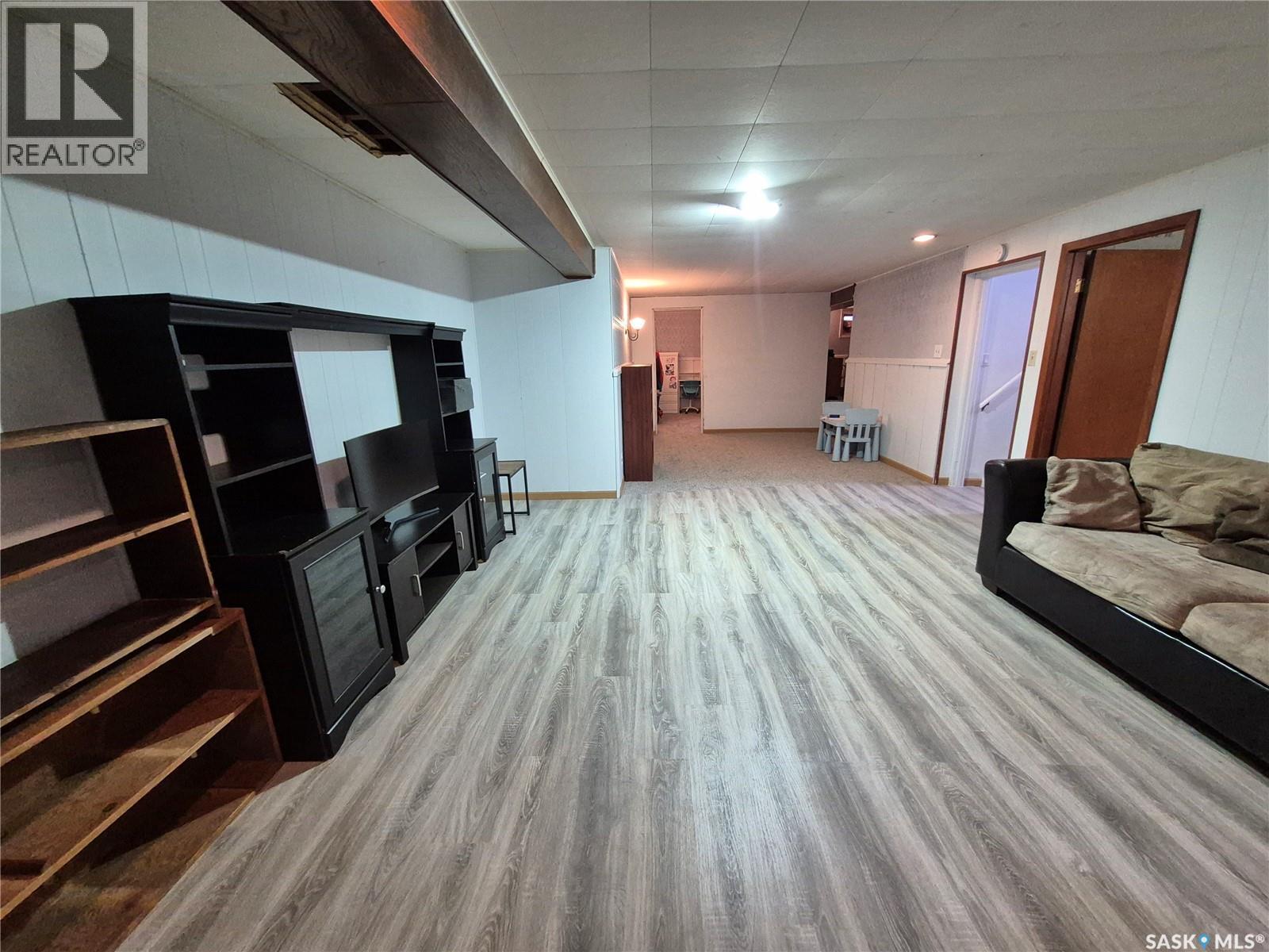 451 Woodlawn Crescent, Weyburn, Saskatchewan  S4H 0X5 - Photo 29 - SK036274
