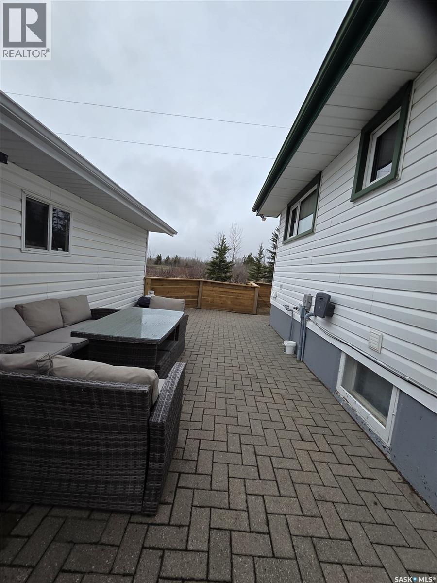 237 3rd Street Nw, Wadena, Saskatchewan  S0A 4J0 - Photo 38 - SK036238