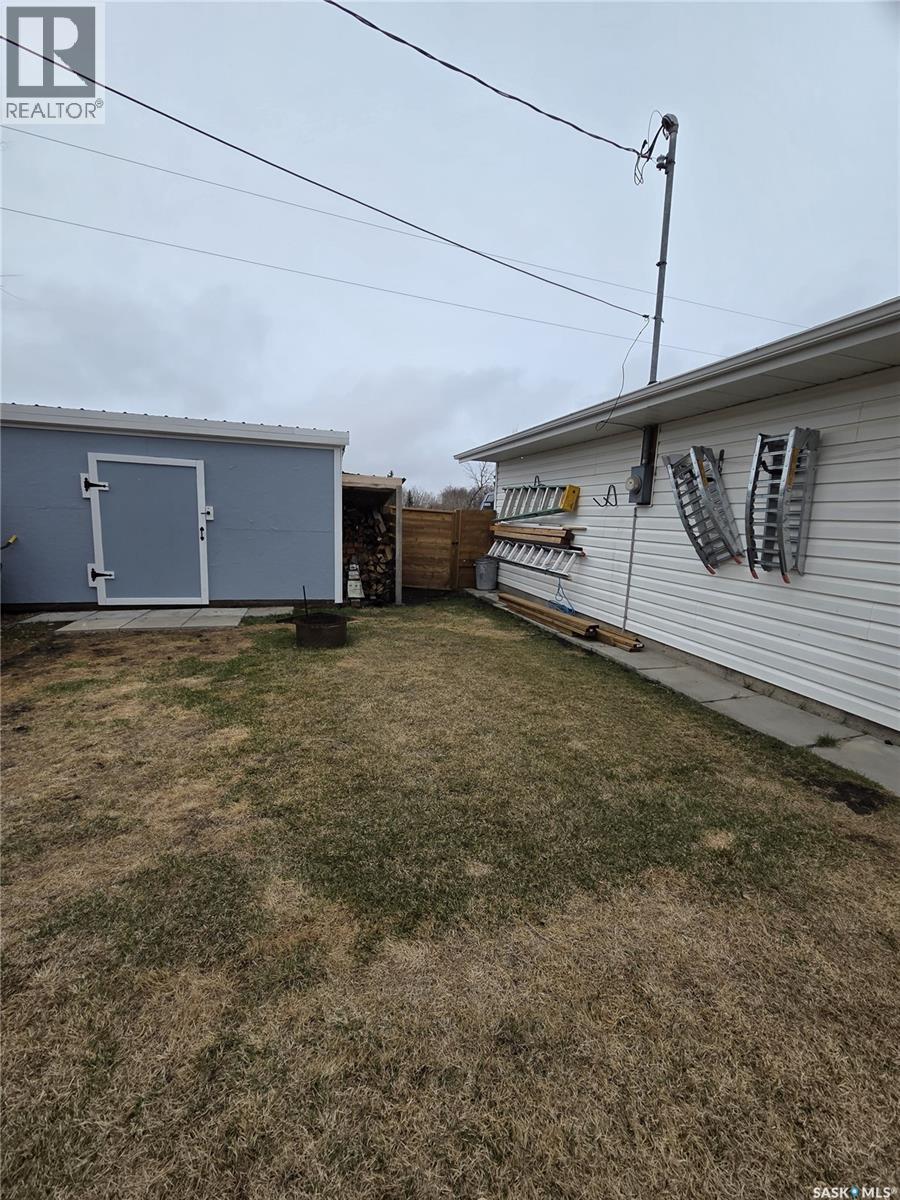 237 3rd Street Nw, Wadena, Saskatchewan  S0A 4J0 - Photo 46 - SK036238