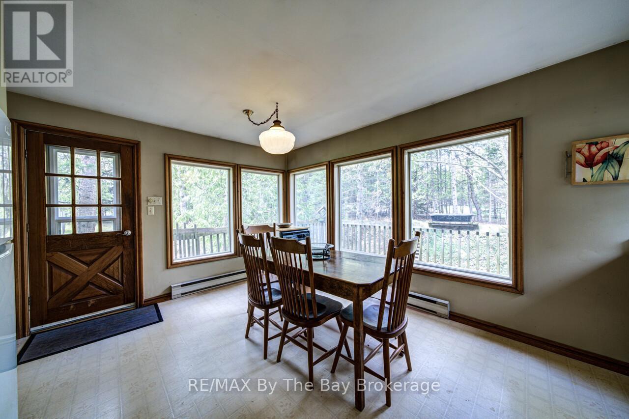 8308 County Road 9, Clearview, Ontario L0M 1G0 - Photo 22 - S13111156