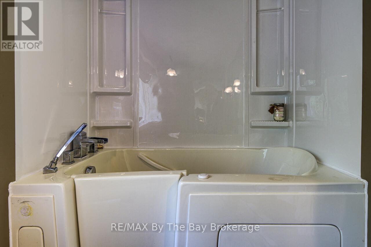 8308 County Road 9, Clearview, Ontario L0M 1G0 - Photo 28 - S13111156