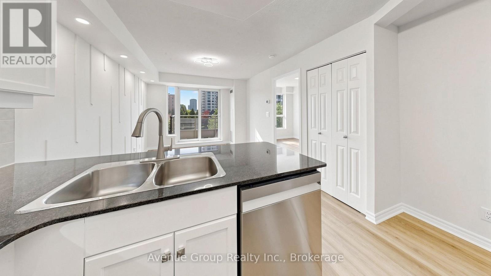 313 - 19 Barberry Place, Toronto, Ontario  M2K 3E3 - Photo 8 - C13140654
