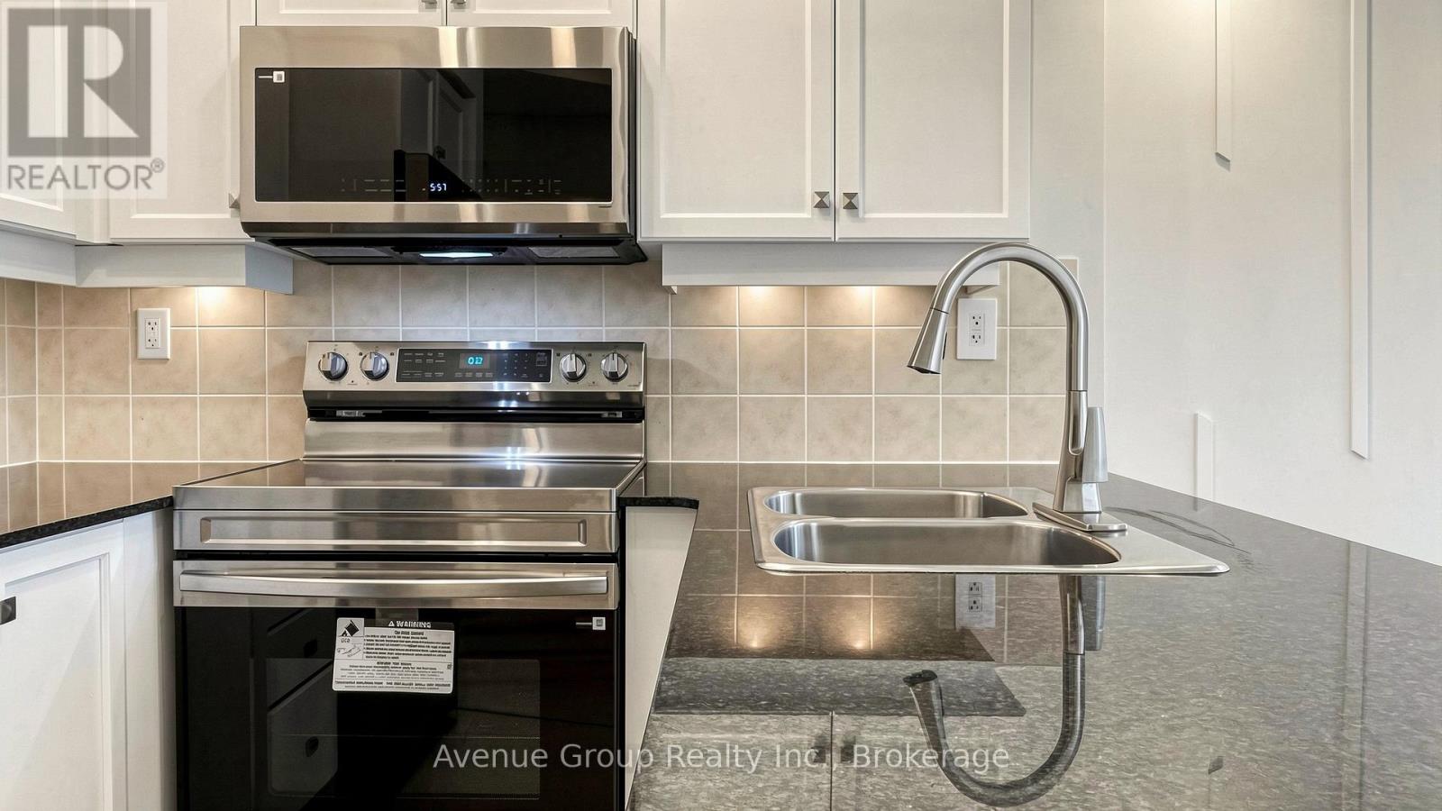 313 - 19 Barberry Place, Toronto, Ontario  M2K 3E3 - Photo 9 - C13140654