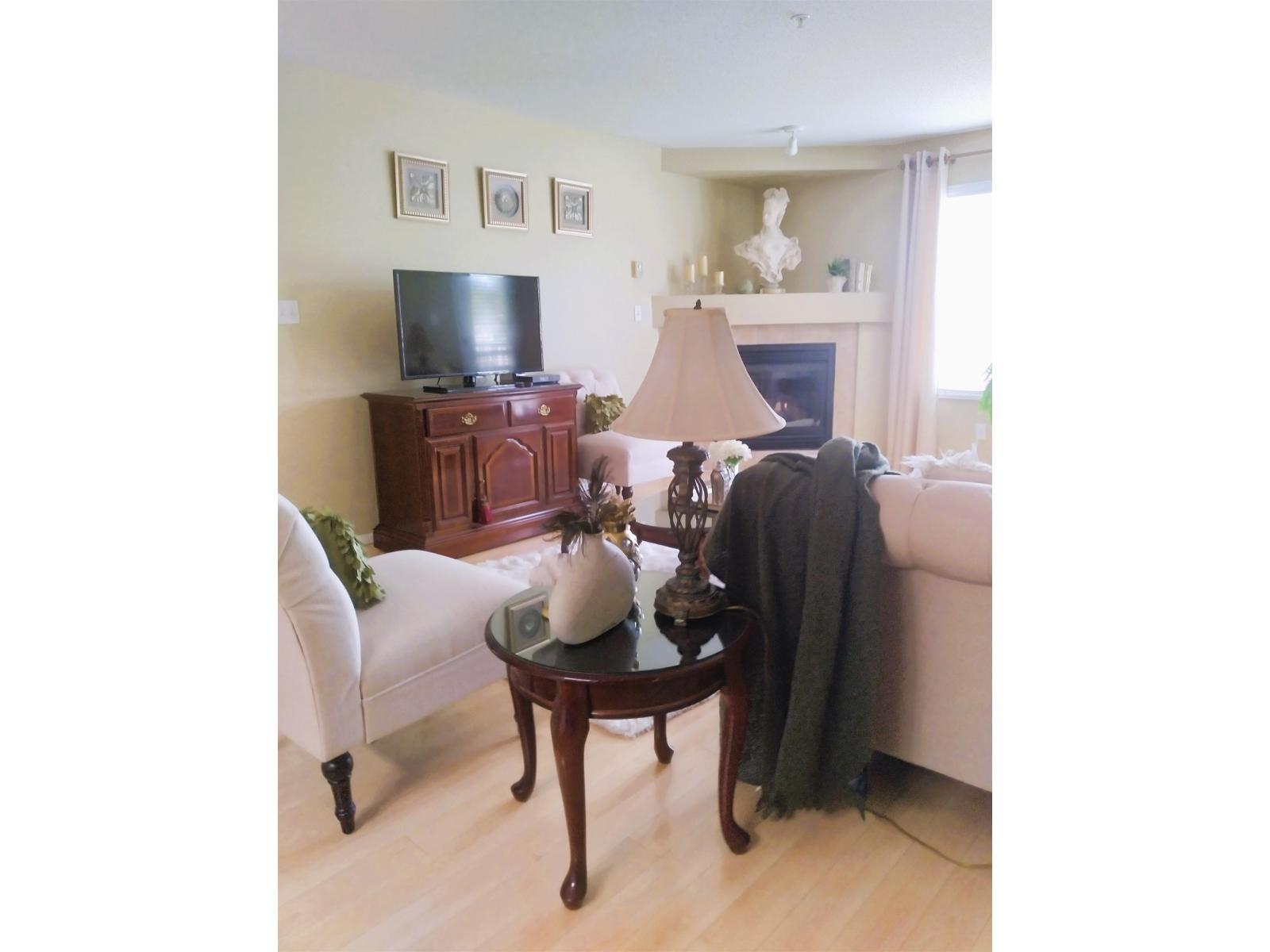 301 2350 Westerly Street, Abbotsford, British Columbia  V2T 6T7 - Photo 5 - R3124146