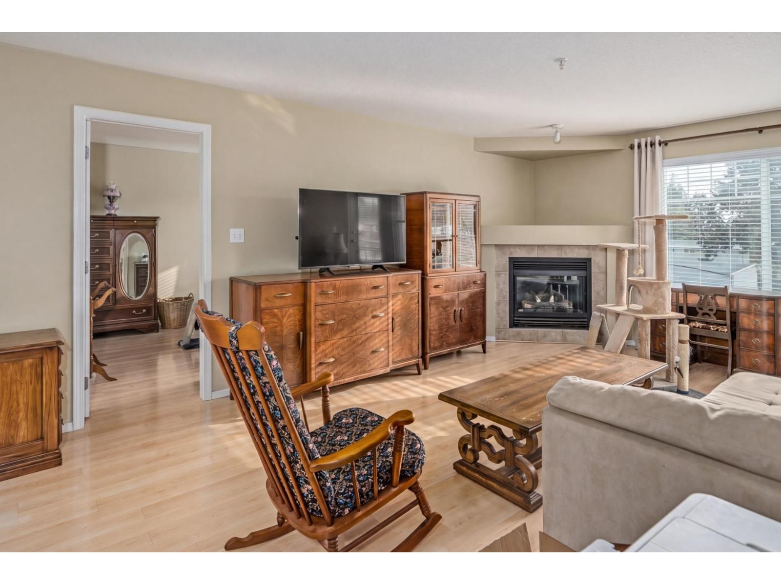301 2350 Westerly Street, Abbotsford, British Columbia  V2T 6T7 - Photo 3 - R3124146