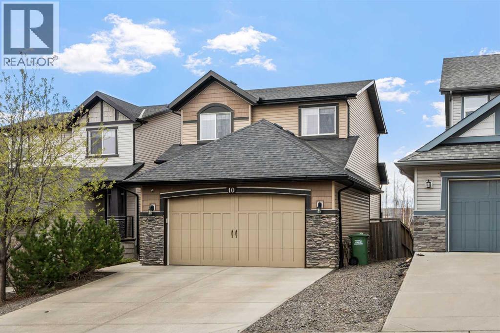 10 Heritage View, Cochrane, Alberta  T4C 0E4 - Photo 2 - A2309835