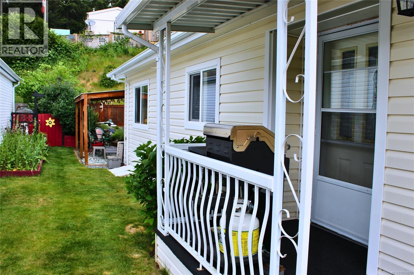 1165 Morrell Cir, Nanaimo, British Columbia  V9R 6K6 - Photo 3 - 1036670