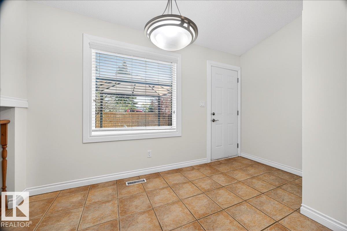 3671 33 St Nw, Edmonton, Alberta  T6T 1G2 - Photo 11 - E4488437