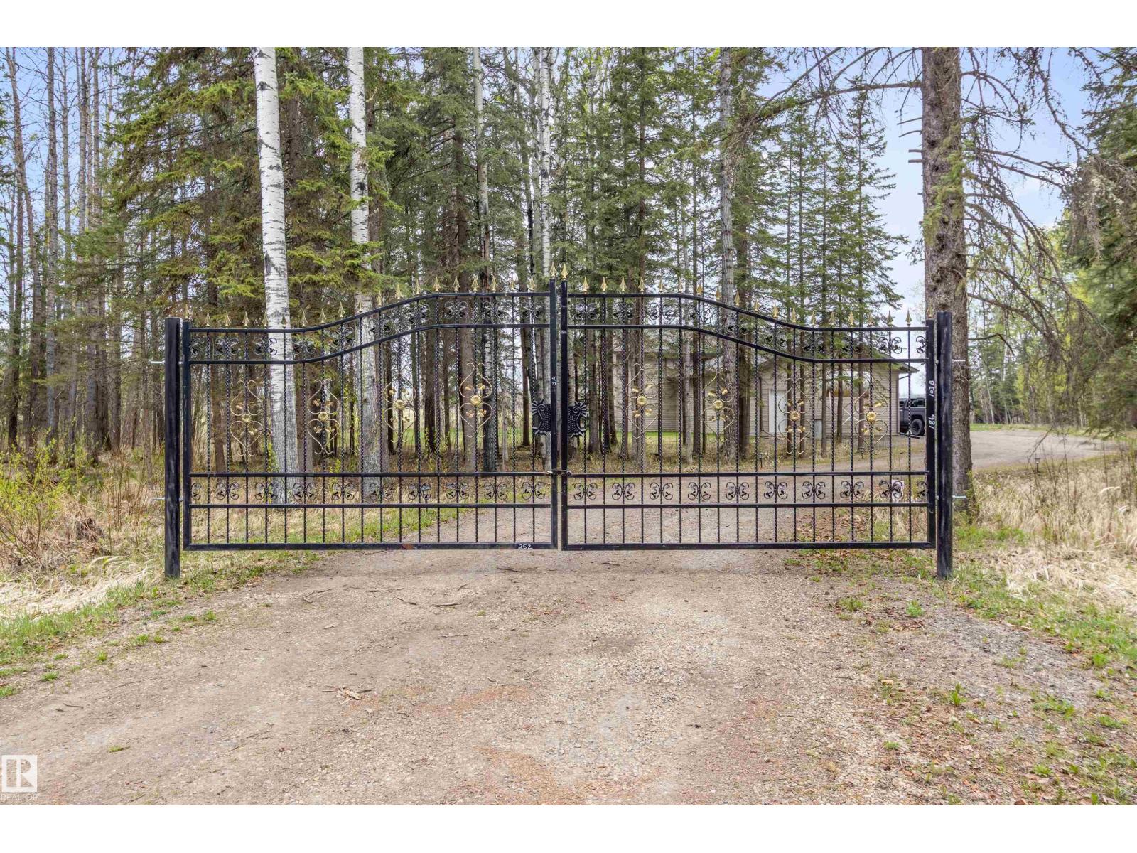 #A 8406 HWY 621, rural brazeau county, Alberta