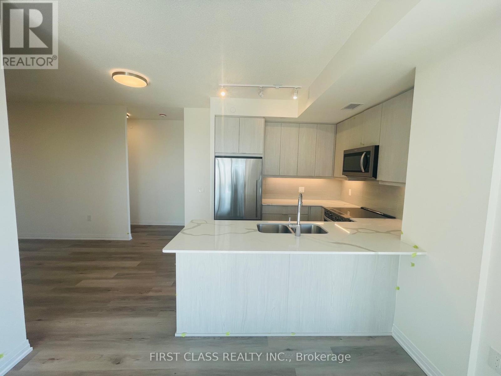 1201 - 15 Watergarden Drive, Mississauga, Ontario  L5R 1B2 - Photo 4 - W13140658