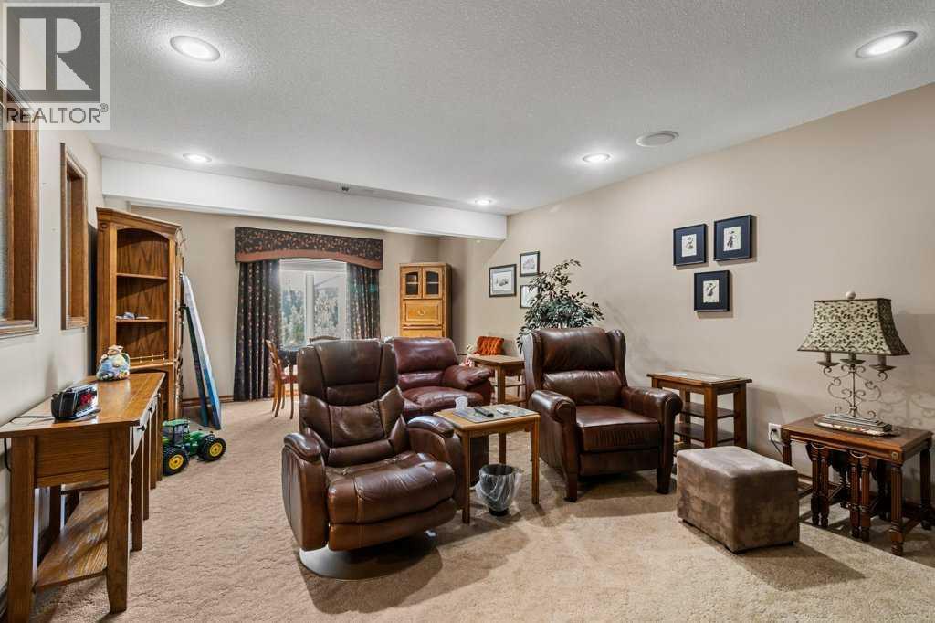 40 Oakwood Close, Red Deer, Alberta  T4P 0C5 - Photo 25 - A2309439