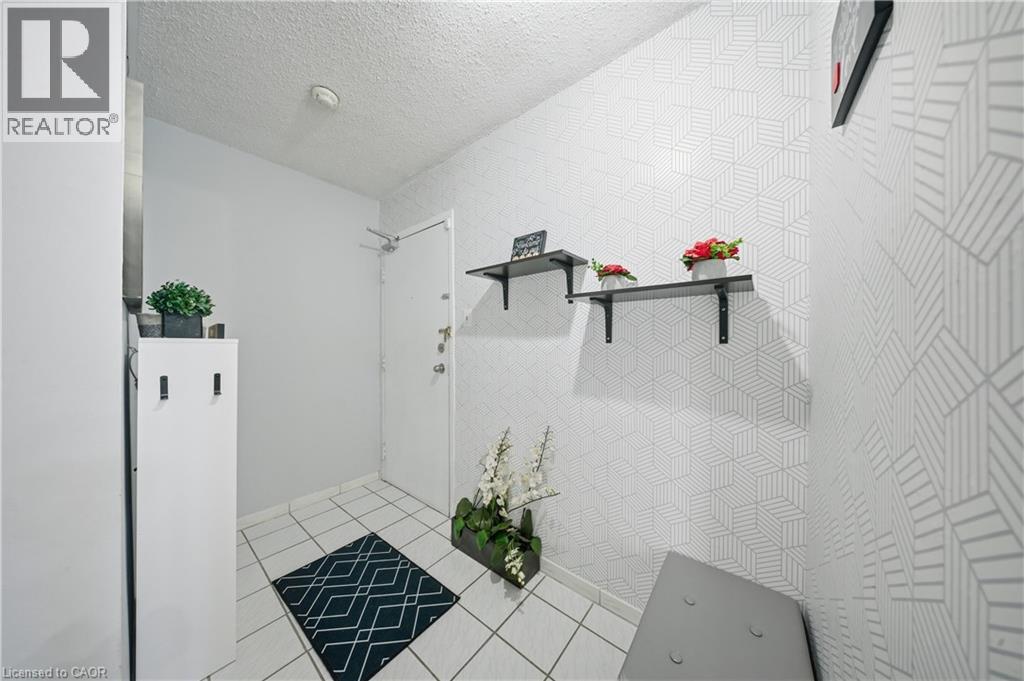 1096 Jalna Boulevard Unit# 28, London, Ontario  N6E 3B8 - Photo 5 - 40814263