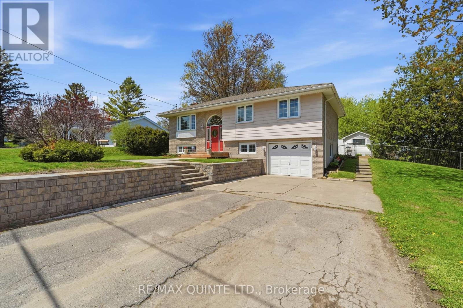 565 LESTER ROAD, Quinte West, Ontario
