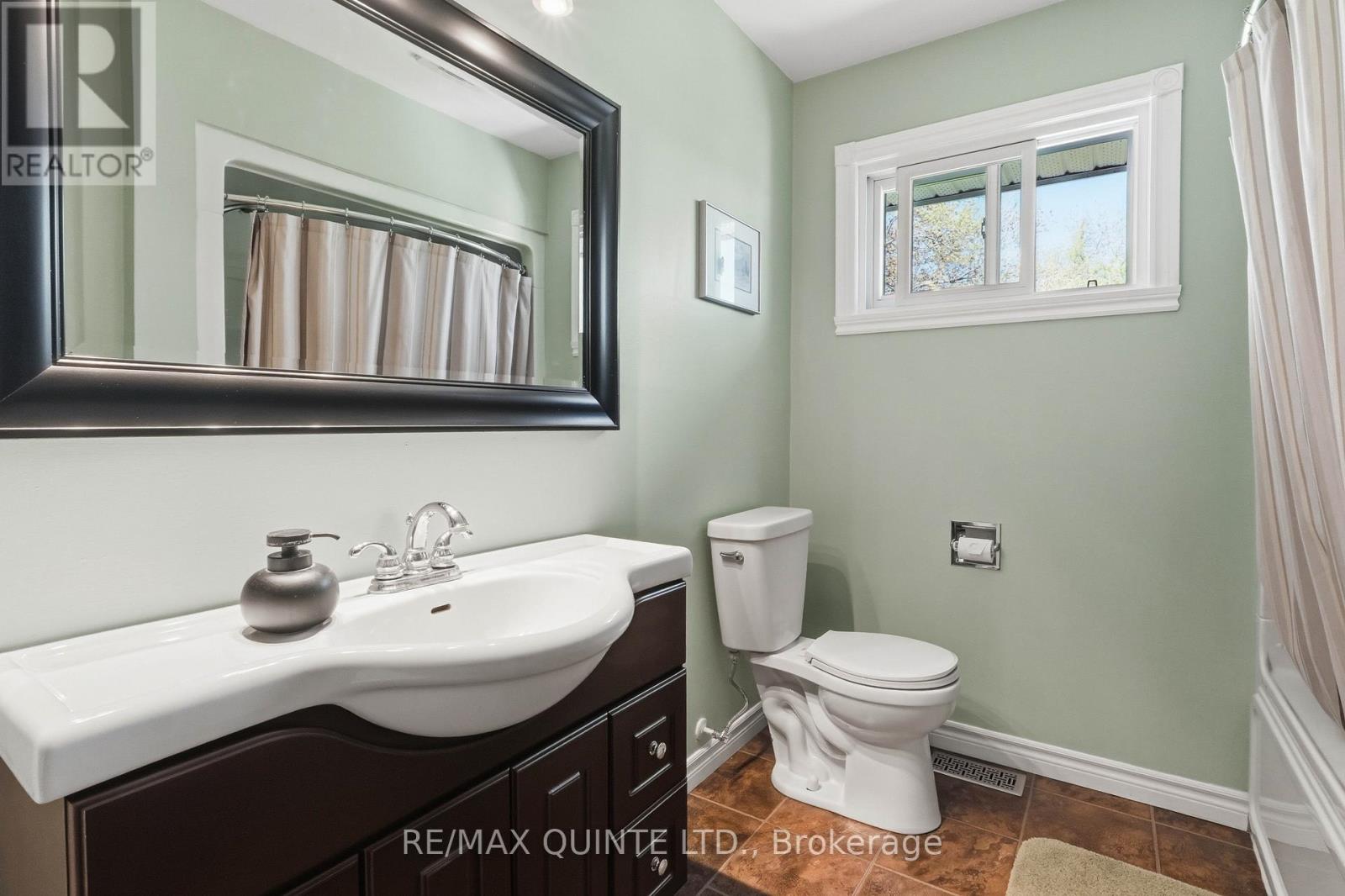 565 Lester Road, Quinte West, Ontario  K8V 5P8 - Photo 24 - X13140678