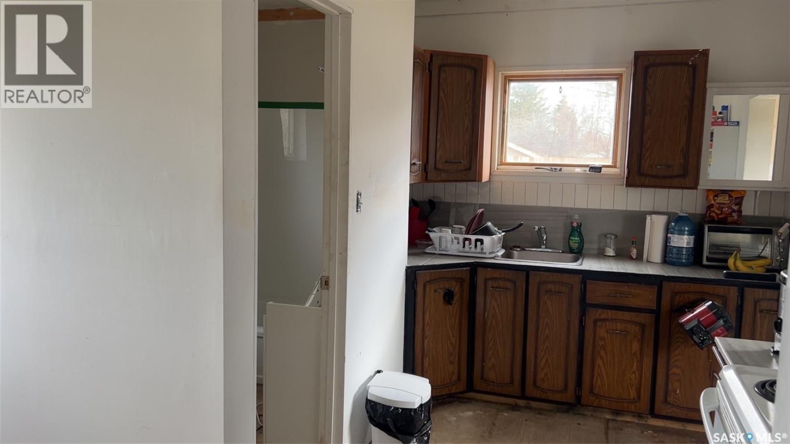 58 5th Street Se, Preeceville, Saskatchewan  S0A 3B0 - Photo 5 - SK035512