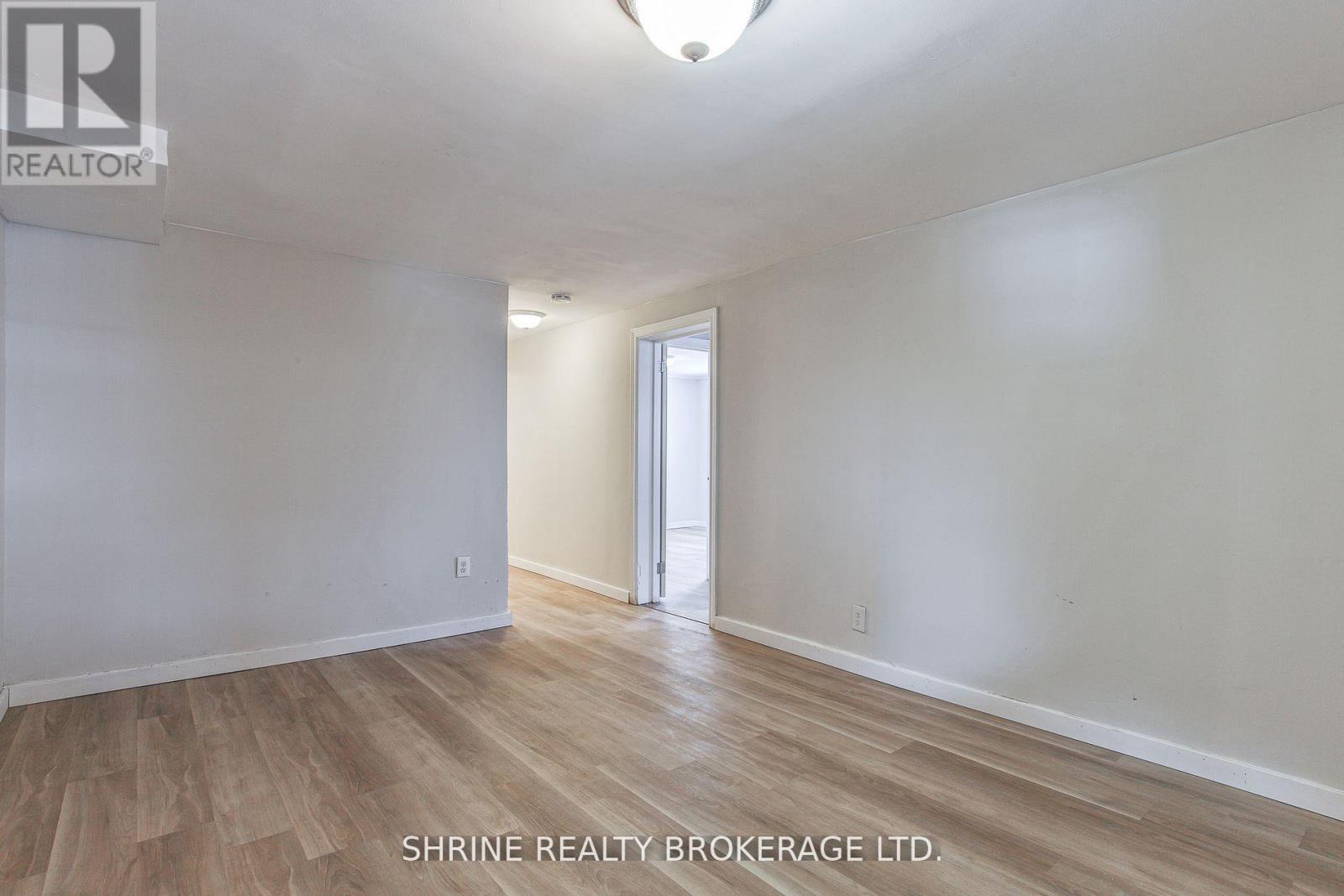 1 - 13 Sterling Street, London East, Ontario  N5Y 1Y4 - Photo 3 - X13140694