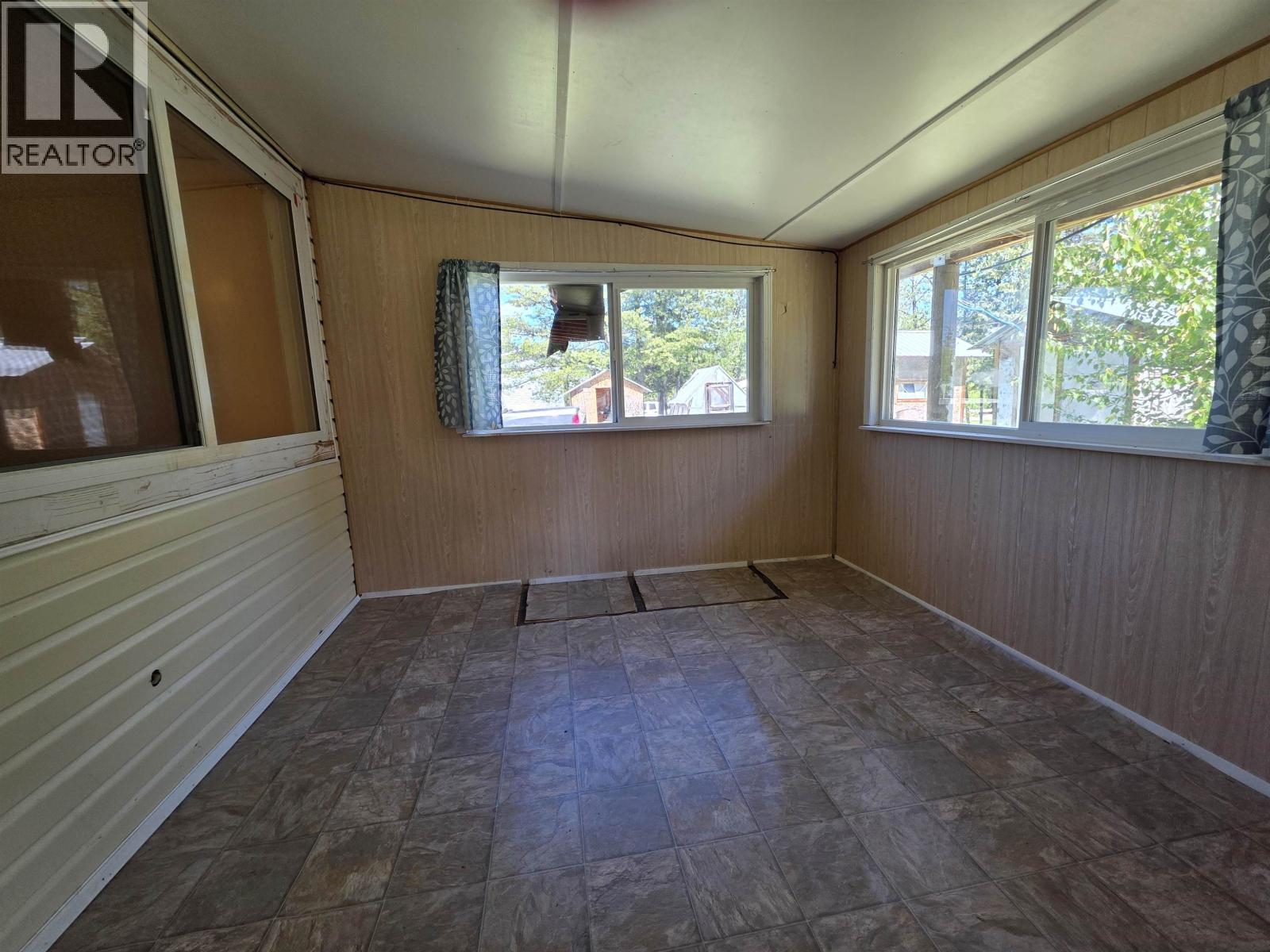 3949 Schemenaur Road, Quesnel, British Columbia  V2J 6V1 - Photo 16 - R3124602